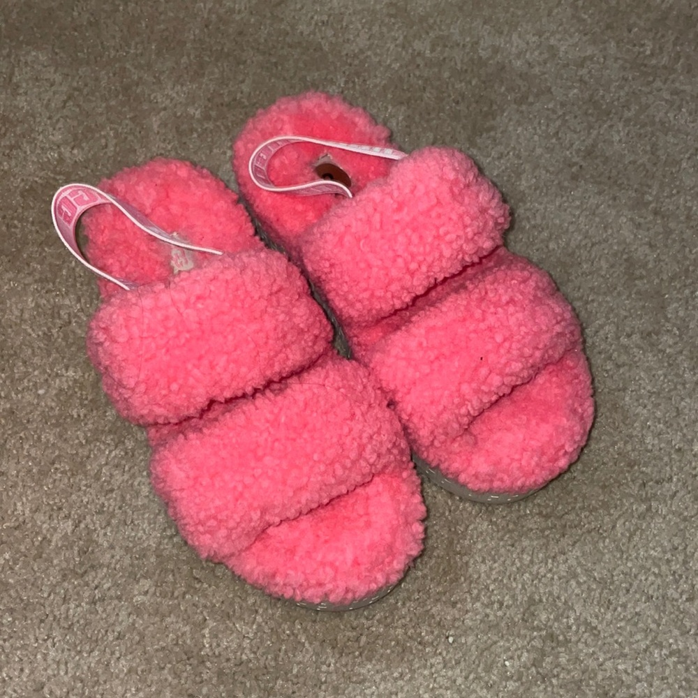 Pink ugg slippers